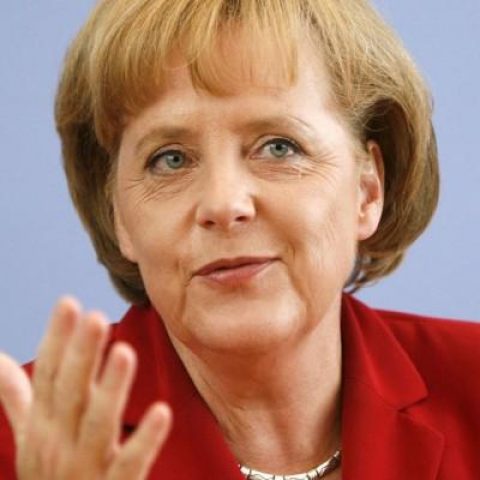 Merkel emlékezteti Európát az aranyszabályra
